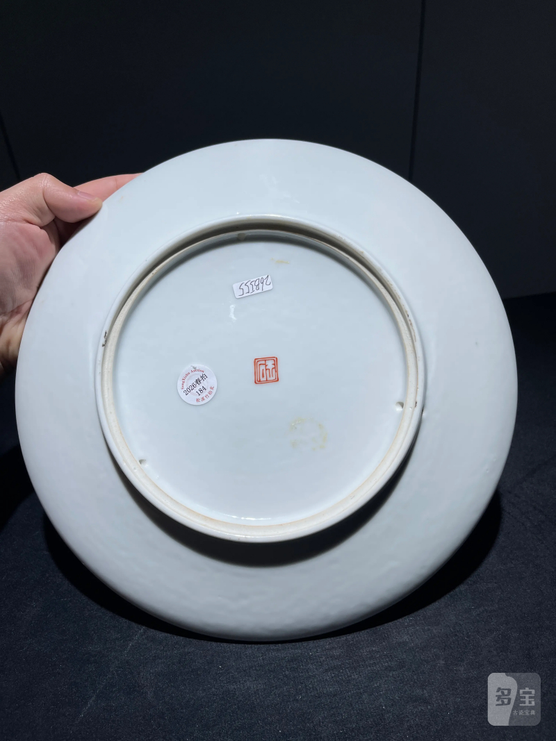 民国 王锡良画粉彩仕女纹大盘 - 图7